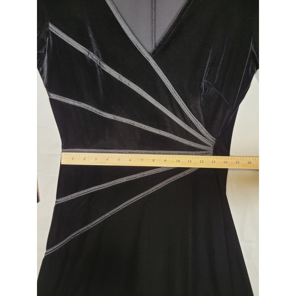 GNW Black Velvet Midi Dress Womens 12 Whimsigoth Witchy 3/4 Sleeve V-neck - Picture 8 of 12